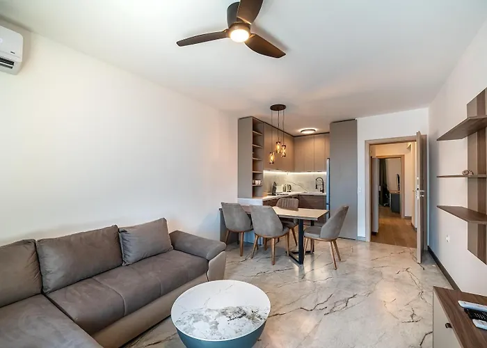 Фото Lana Del Capos By Rv Apartments Святые Константин и Елена