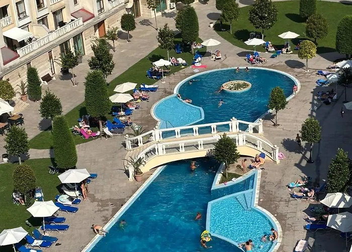 Фото Видовые 2-комнатное апартаменты в комплексе Varna South Bay Аспарухово