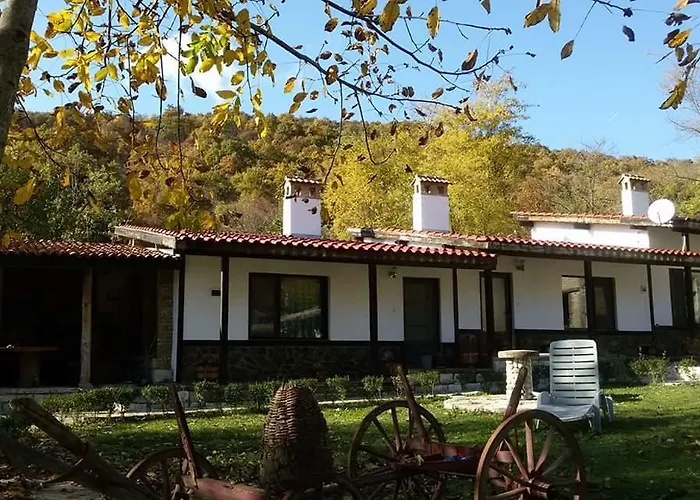 Guest House And Tavern Chapaya Kipra Foto